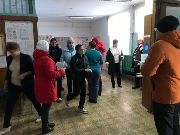 Учебная тренировка по теме «Действия руководящего состава и персонала школы при поступлении сообщения о подготовке террористического акта по телефону"..