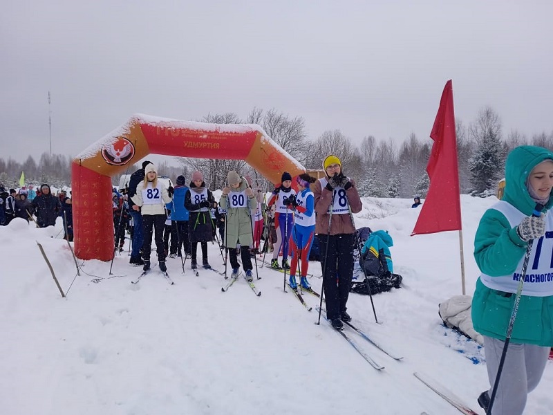 Лыжные состязания, посвящённые памяти Героя Советского Союза Аркадия Черезова.
